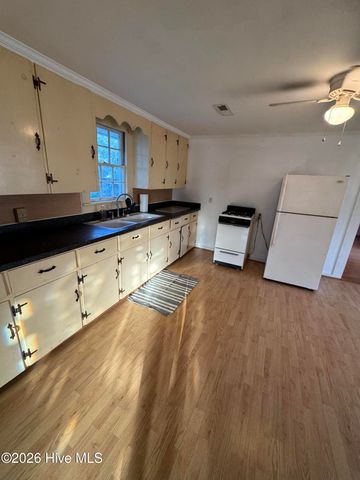 436 Edward Street, Belhaven, NC 27810