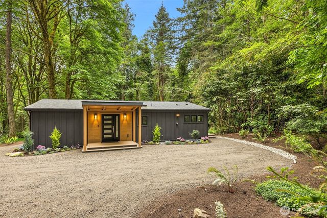 1524 Toe Jam Hill Road NE, Bainbridge Island, WA 98110