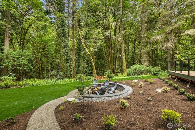 1524 Toe Jam Hill Road NE, Bainbridge Island, WA 98110