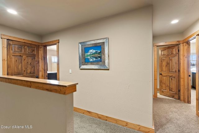 80 Whiplash CIR, Sandpoint, ID 83864