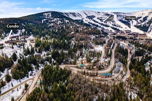 80 Whiplash CIR, Sandpoint, ID 83864