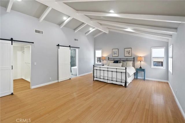 6301 Yarmouth Avenue, Encino, CA 91316