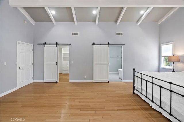 6301 Yarmouth Avenue, Encino, CA 91316
