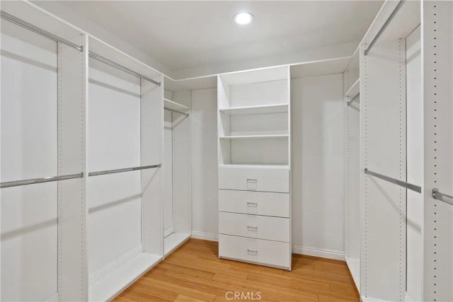 6301 Yarmouth Avenue, Encino, CA 91316