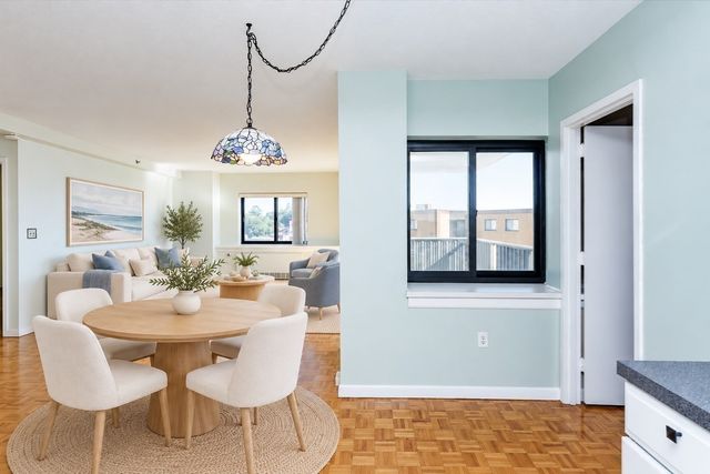 300 Lynn Shore Drive 811, Lynn, MA 01902