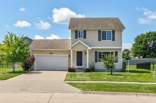 590 SE Ashton Court, Waukee, IA 50263