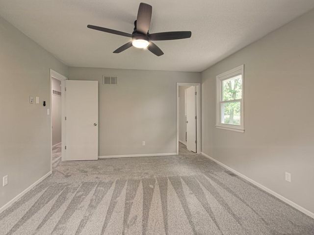 7504 E 197th Street, Belton, MO 64012