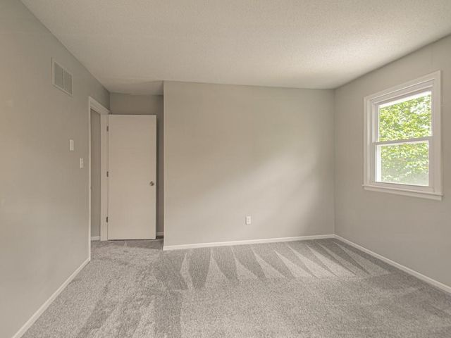 7504 E 197th Street, Belton, MO 64012