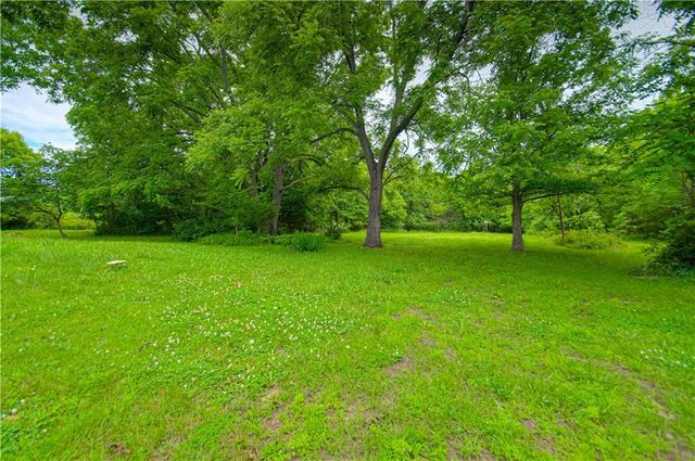 7504 E 197th Street, Belton, MO 64012