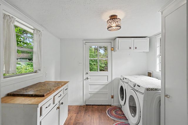 114 N Woodsway Street E, Conroe, TX 77301