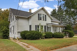 225 Conkey STREET, Burlington, WI 53105