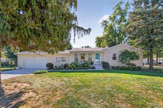 540 S Jefferson Street, Florissant, MO 63031