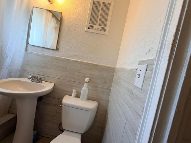 646 Bayberry Drive, West Palm Beach, FL 33403
