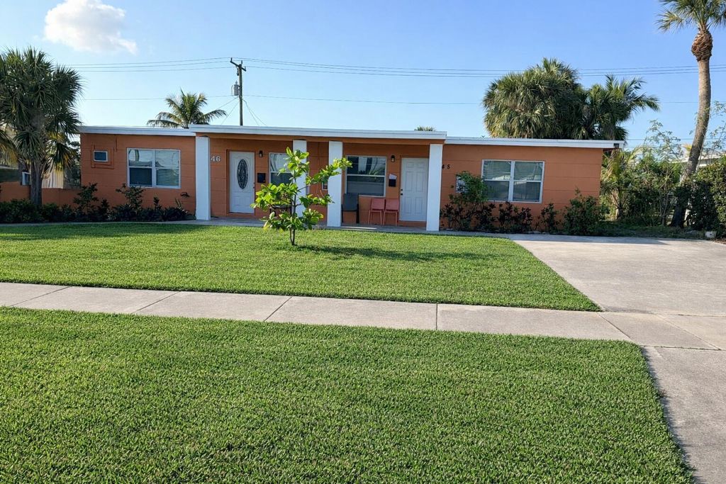 646 Bayberry Drive, West Palm Beach, FL 33403
