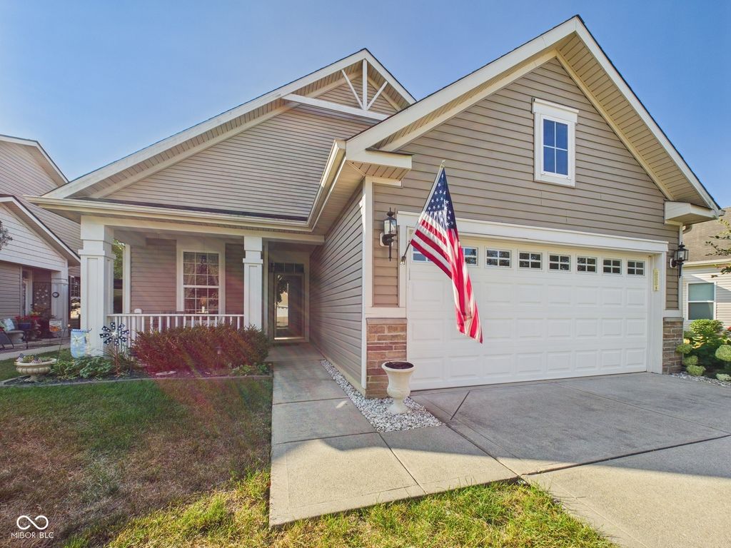 17049 Loch Circle, Noblesville, IN 46060