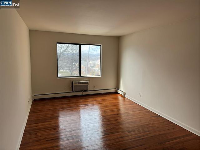 102 Bellgrove Drive 3A, Mahwah, NJ 07430