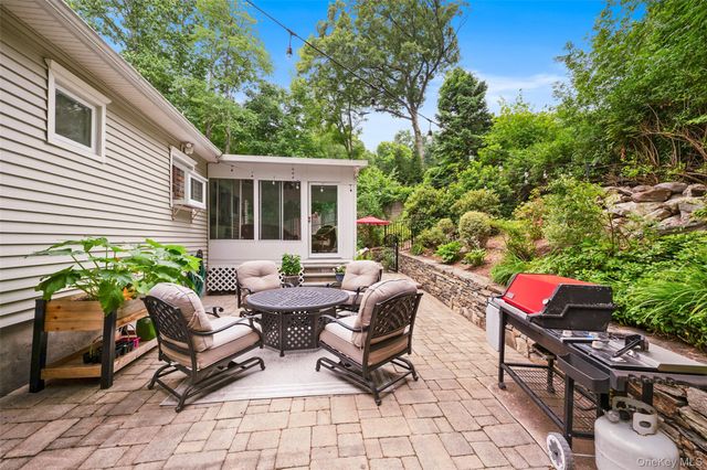 27 Silleck Boulevard, Putnam Valley, NY 10579
