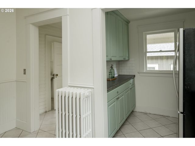 2505 Ne 15TH Ave, Portland, OR 97212