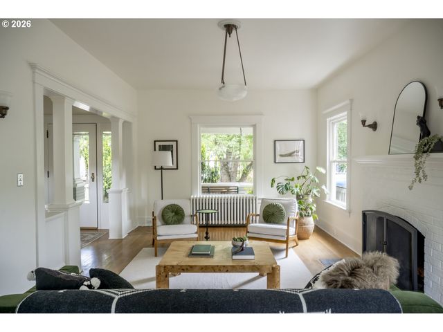 2505 Ne 15TH Ave, Portland, OR 97212