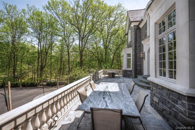 3 Vincent Lane, Armonk, NY 10504