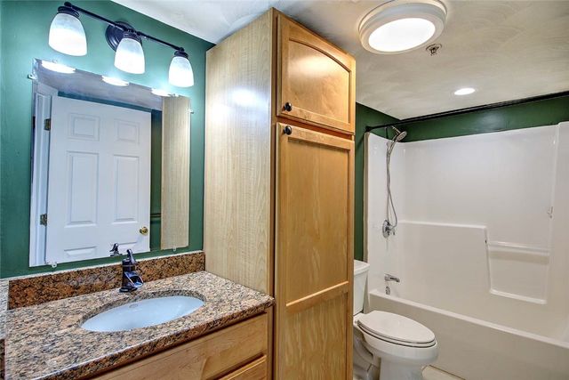 31 Commercial Street B, Cranston, RI 02905