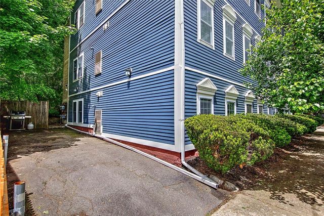 31 Commercial Street B, Cranston, RI 02905