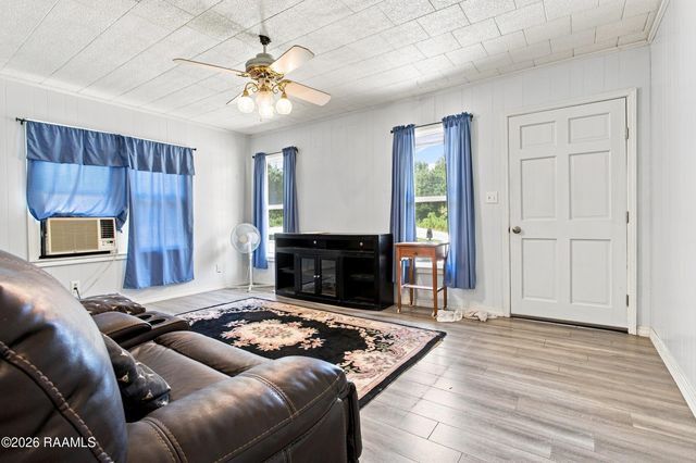 250 Howard Road, Opelousas, LA 70570