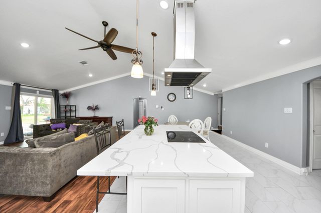 1359 Littleport Lane, Channelview, TX 77530