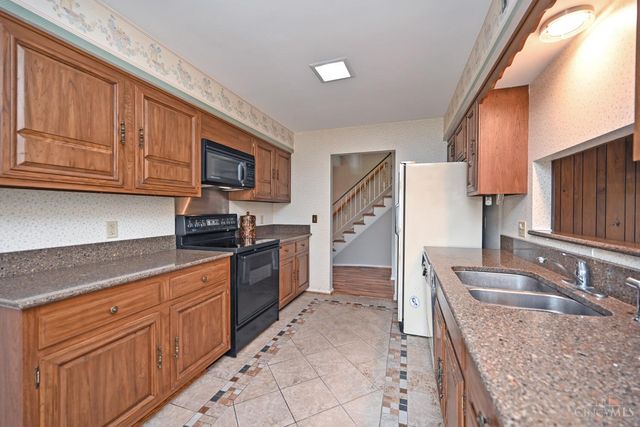 6006 Quailhill Drive, Green Twp, OH 45233