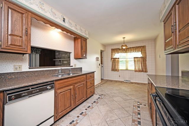 6006 Quailhill Drive, Green Twp, OH 45233