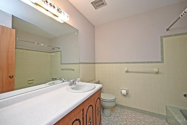 6006 Quailhill Drive, Green Twp, OH 45233