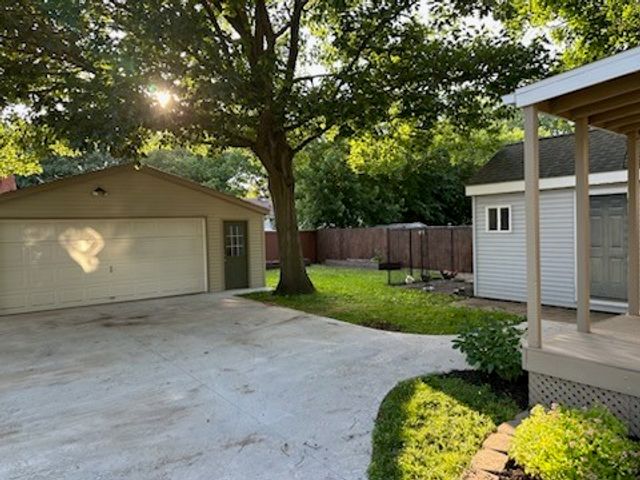 1001 Stafford Avenue, Ames, IA 50010