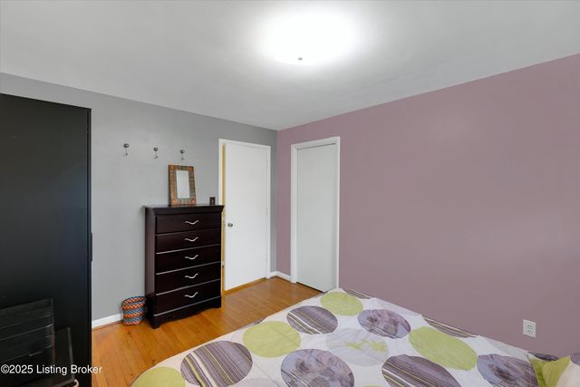 3131 Marlin Rd, Houston Acres, KY 40220