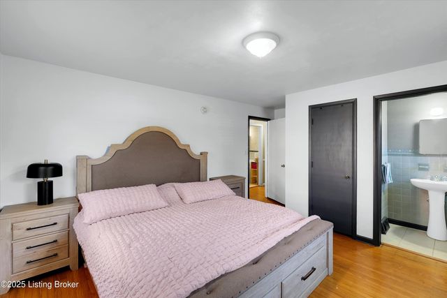 3131 Marlin Rd, Houston Acres, KY 40220