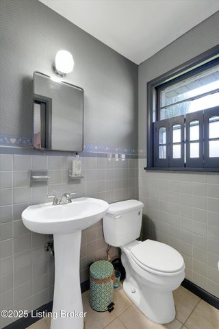 3131 Marlin Rd, Houston Acres, KY 40220