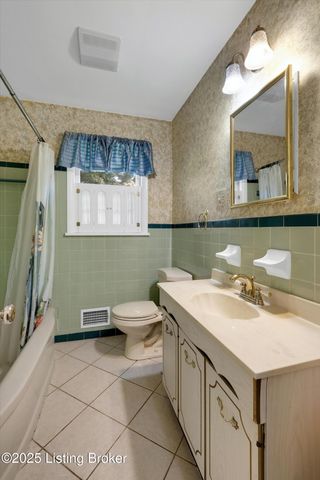 3131 Marlin Rd, Houston Acres, KY 40220