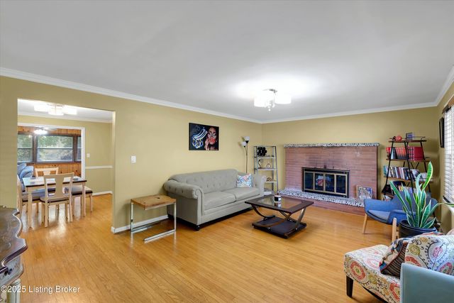 3131 Marlin Rd, Houston Acres, KY 40220