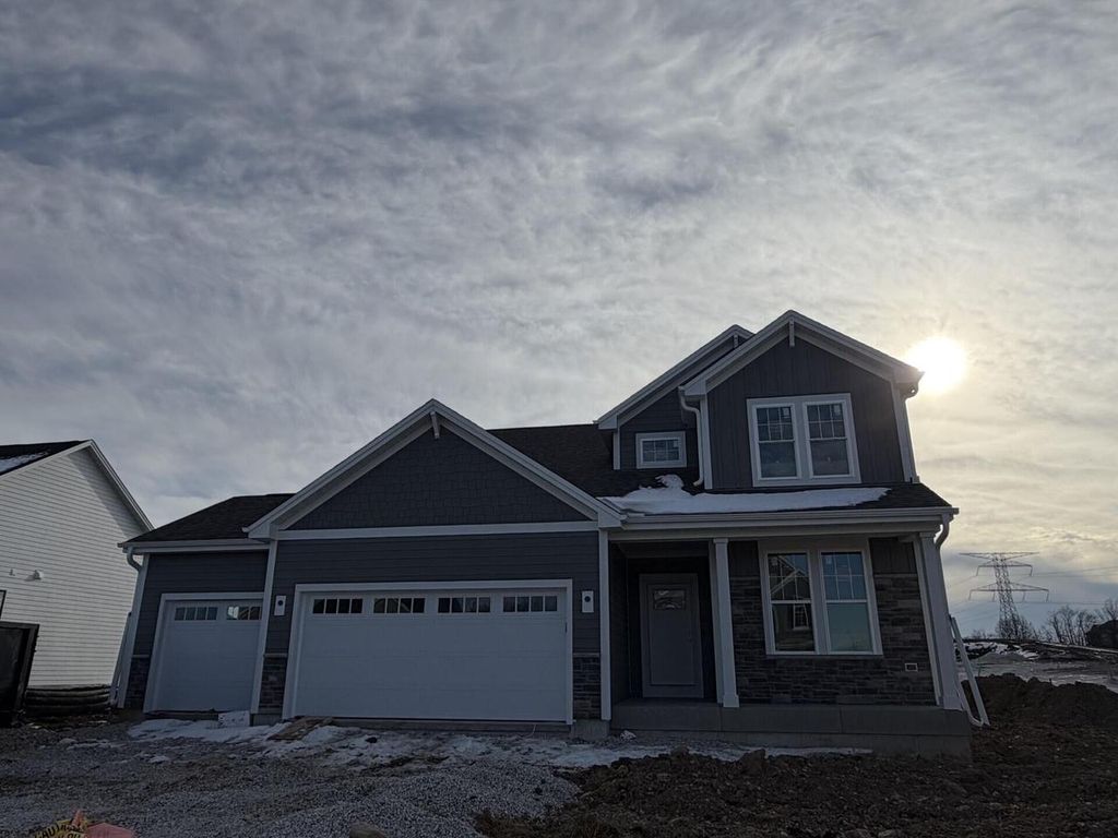 N50W19473 Tamarind WAY, Menomonee Falls, WI 53051