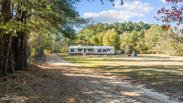 5888 Butler Nursery Road, Fayetteville, NC 28306