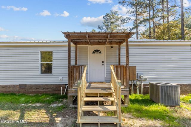 5888 Butler Nursery Road, Fayetteville, NC 28306