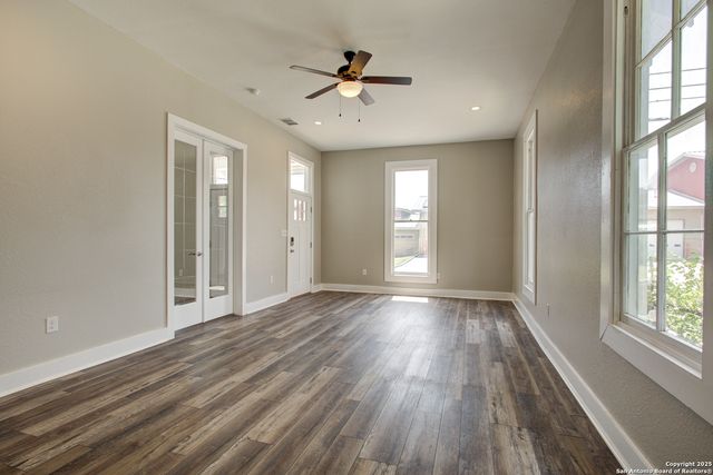 508 N Cherry St, San Antonio, TX 78202