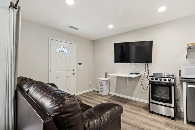 14944 Huntington Road, Madera, CA 93636