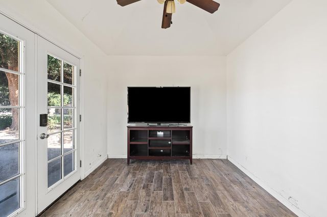 14944 Huntington Road, Madera, CA 93636