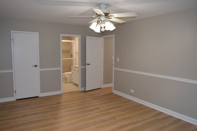 1405 E Central Road 201A, Arlington Heights, IL 60005