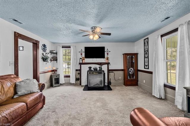 1664 Estes Road, Ruffin, NC 27326