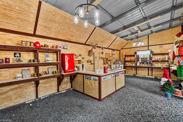1664 Estes Road, Ruffin, NC 27326