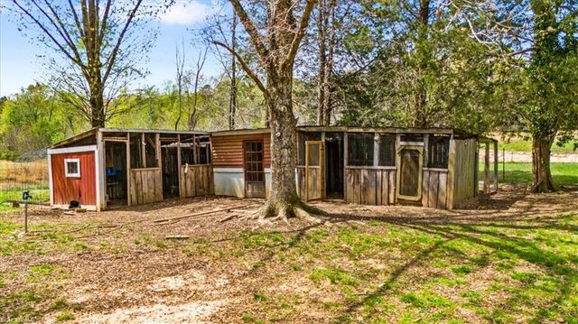 1664 Estes Road, Ruffin, NC 27326