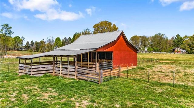 1664 Estes Road, Ruffin, NC 27326