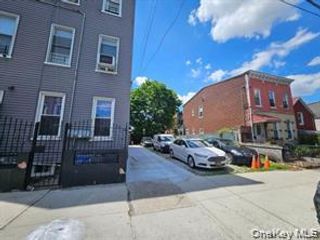 400 Linwood Street, Brooklyn, NY 11208