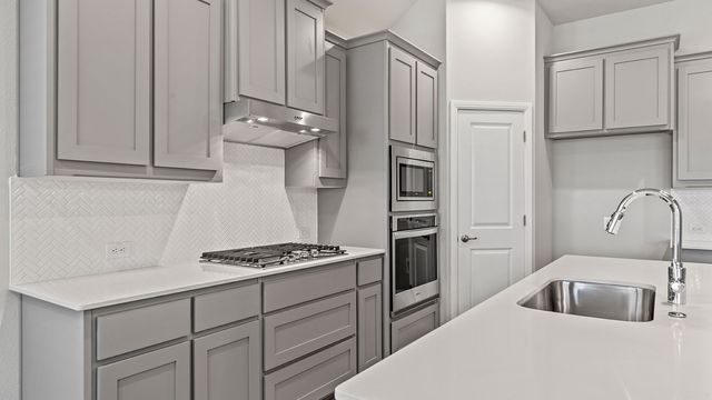 729 SOARING HAWK Drive, Fort Worth, TX 76008